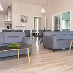16 Person In Romo Feriehus *