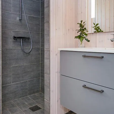 Nyaraló 16 Person In Romo *