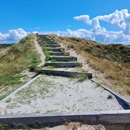 Nyaraló 16 Person In Romo